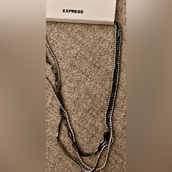 Express 3 layer paperclip chain necklace with rinestones 🦄🦄🦄 - Picture 2 of 5